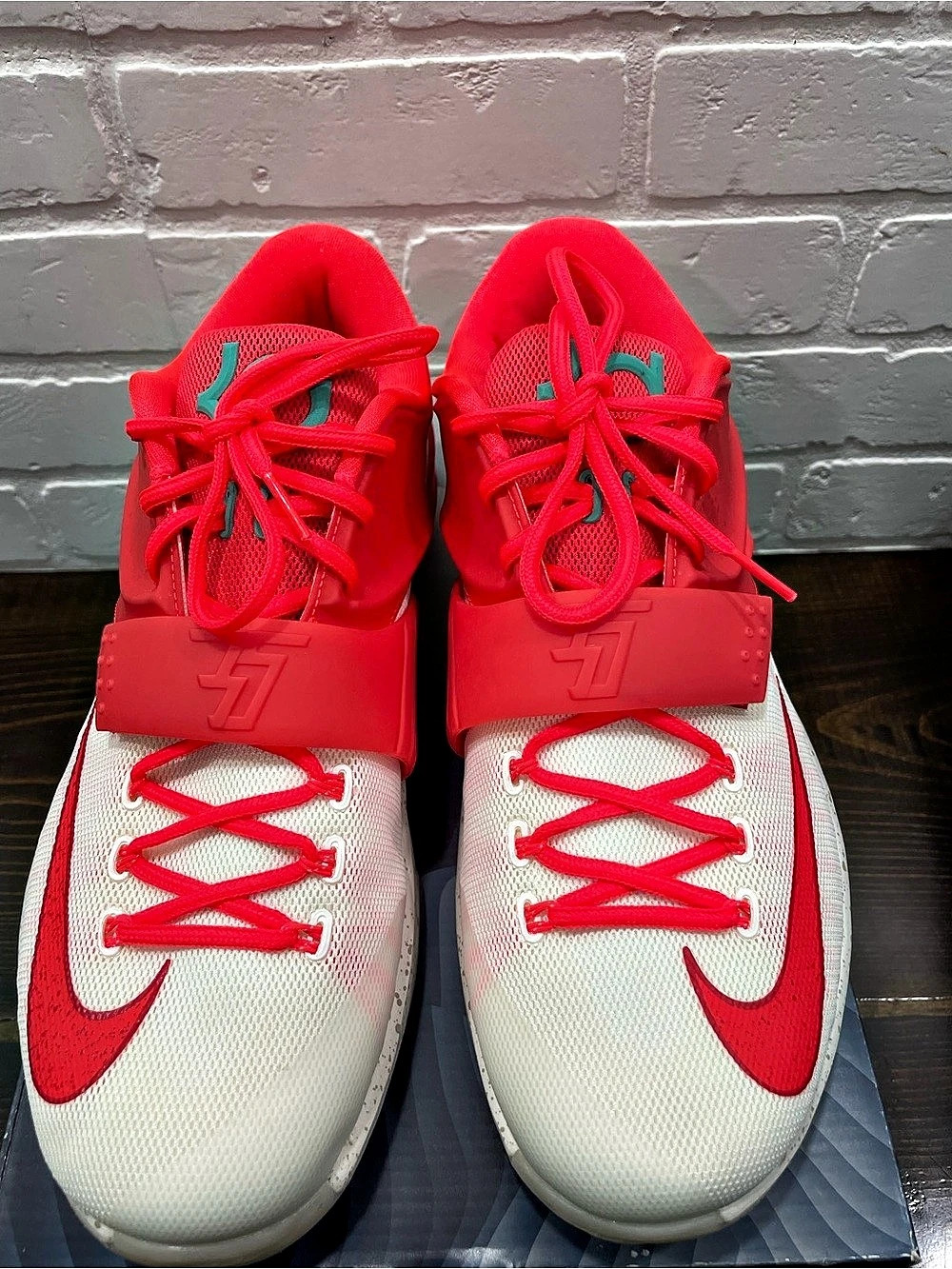 Nike KD VII Xmas Basketball Shoes Red & White US 11 New with Box